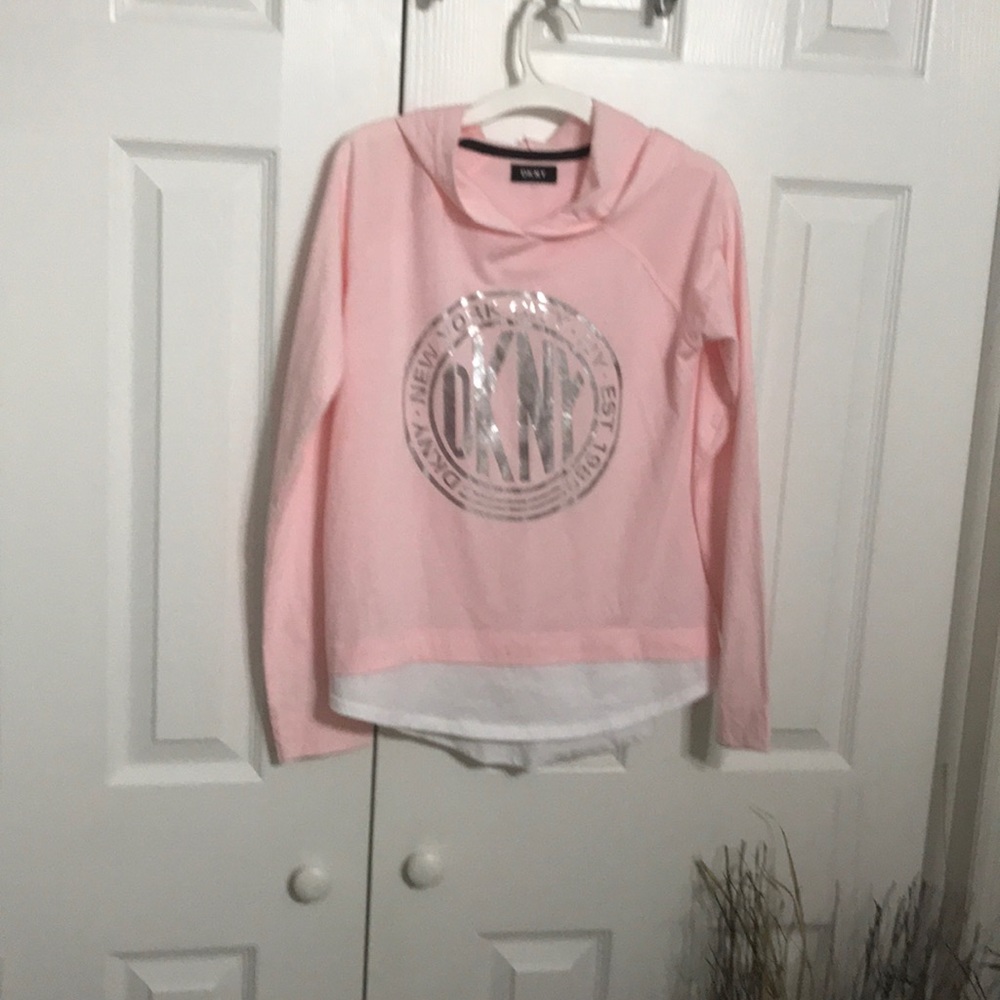 NWOT DKNY girls  top size 10 .